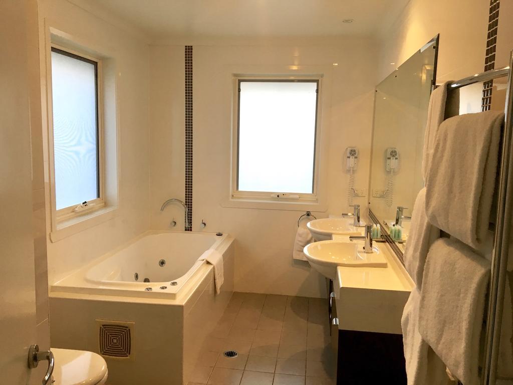 Encore Apartments Bathurst Extérieur photo
